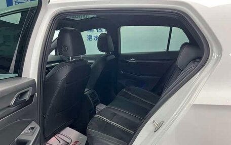 Volkswagen Golf VIII, 2023 год, 1 533 000 рублей, 13 фотография