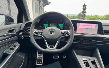 Volkswagen Golf VIII, 2023 год, 2 098 000 рублей, 10 фотография