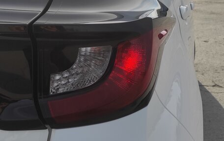 Toyota Yaris, 2021 год, 1 210 000 рублей, 18 фотография