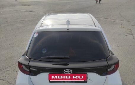 Toyota Yaris, 2021 год, 1 210 000 рублей, 6 фотография