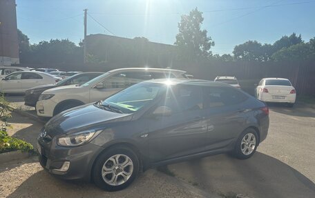 Hyundai Solaris II рестайлинг, 2012 год, 850 000 рублей, 3 фотография