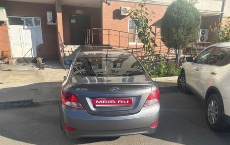 Hyundai Solaris II рестайлинг, 2012 год, 850 000 рублей, 4 фотография