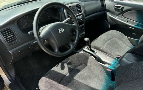 Hyundai Sonata IV рестайлинг, 2004 год, 235 000 рублей, 15 фотография