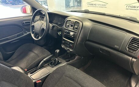 Hyundai Sonata IV рестайлинг, 2004 год, 235 000 рублей, 22 фотография
