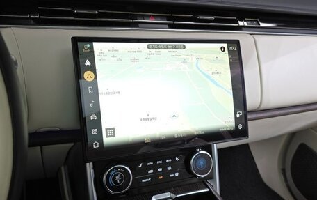 Land Rover Range Rover IV рестайлинг, 2022 год, 14 940 000 рублей, 10 фотография