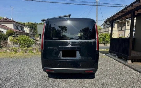 Honda Stepwgn, 2023 год, 2 265 000 рублей, 4 фотография