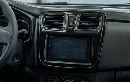 Renault Logan II, 2016 год, 589 000 рублей, 10 фотография