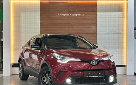 Toyota C-HR I рестайлинг, 2018 год, 2 099 000 рублей, 3 фотография