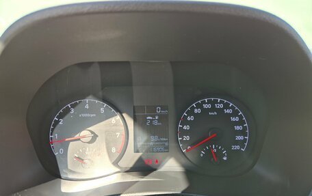 Hyundai Solaris II рестайлинг, 2019 год, 1 235 000 рублей, 9 фотография