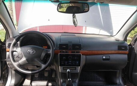 Toyota Avensis III рестайлинг, 2008 год, 800 000 рублей, 2 фотография