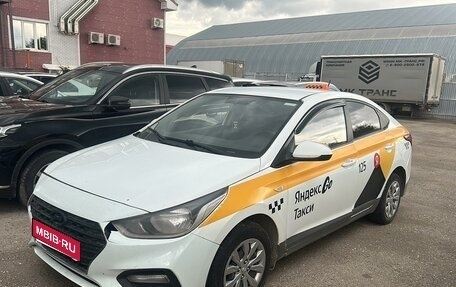 Hyundai Solaris II рестайлинг, 2019 год, 785 000 рублей, 1 фотография