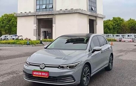 Volkswagen Golf VIII, 2023 год, 1 510 000 рублей, 1 фотография