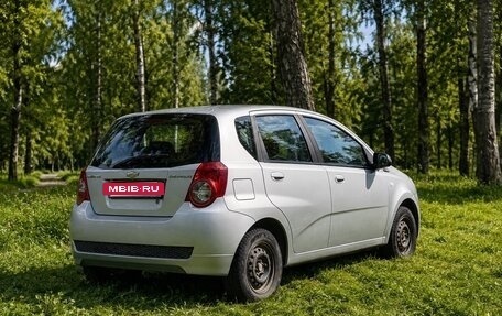 Chevrolet Aveo III, 2011 год, 330 000 рублей, 3 фотография