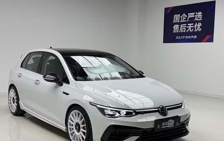 Volkswagen Golf VIII, 2023 год, 1 620 000 рублей, 2 фотография