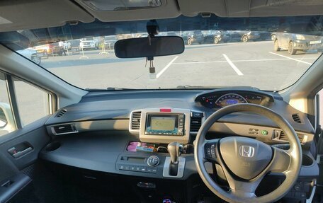 Honda Freed I, 2011 год, 1 099 000 рублей, 5 фотография