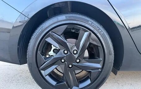 Hyundai Elantra, 2022 год, 1 480 000 рублей, 13 фотография