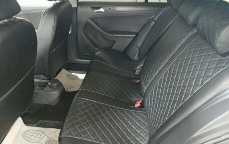 Volkswagen Jetta VI, 2014 год, 820 000 рублей, 14 фотография