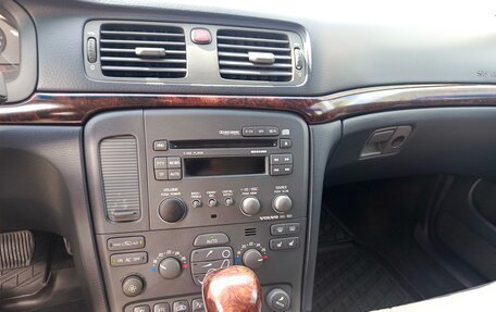 Volvo S80 II рестайлинг 2, 2002 год, 1 550 000 рублей, 21 фотография