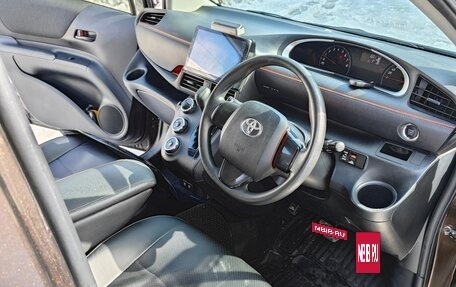 Toyota Sienta II, 2018 год, 1 300 000 рублей, 4 фотография
