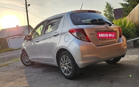 Toyota Vitz, 2011 год, 850 000 рублей, 3 фотография