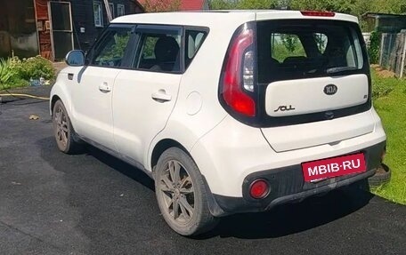 KIA Soul II рестайлинг, 2017 год, 1 432 100 рублей, 4 фотография