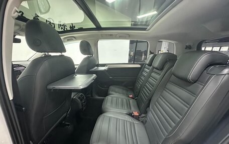 Volkswagen Touran III, 2022 год, 1 570 000 рублей, 12 фотография