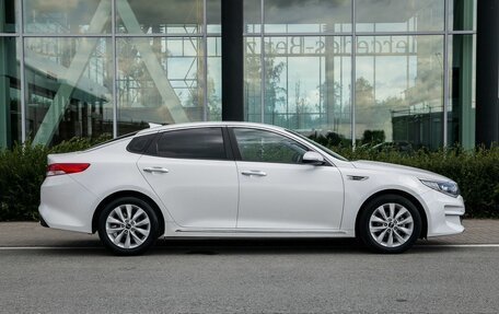 KIA K5 II, 2017 год, 1 900 000 рублей, 8 фотография