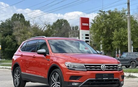 Volkswagen Tiguan II, 2019 год, 3 300 000 рублей, 3 фотография