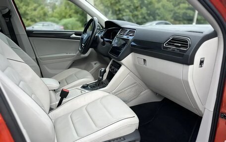 Volkswagen Tiguan II, 2019 год, 3 300 000 рублей, 13 фотография