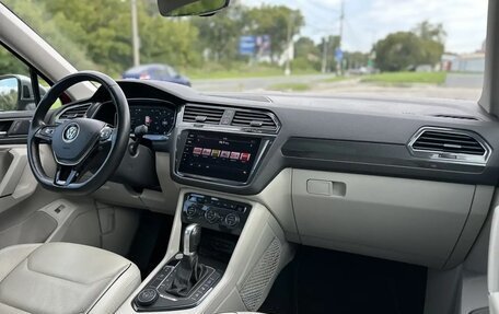 Volkswagen Tiguan II, 2019 год, 3 300 000 рублей, 12 фотография