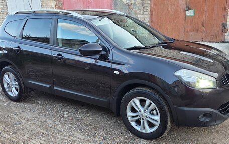 Nissan Qashqai+2 I, 2011 год, 1 150 000 рублей, 28 фотография