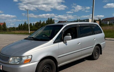 Nissan Bassara, 2000 год, 450 000 рублей, 3 фотография