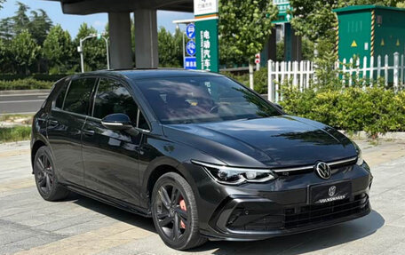 Volkswagen Golf VIII, 2023 год, 2 100 000 рублей, 2 фотография