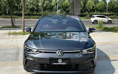 Volkswagen Golf VIII, 2023 год, 2 100 000 рублей, 3 фотография