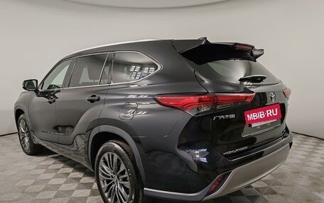 Toyota Highlander, 2026 год, 5 790 000 рублей, 4 фотография