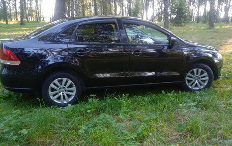 Volkswagen Polo VI (EU Market), 2013 год, 825 000 рублей, 3 фотография