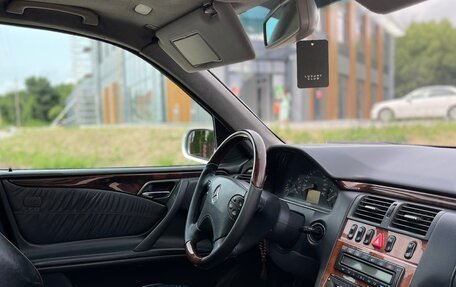 Mercedes-Benz E-Класс, 2000 год, 485 000 рублей, 5 фотография