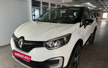 Renault Kaptur I рестайлинг, 2018 год, 1 265 000 рублей, 3 фотография