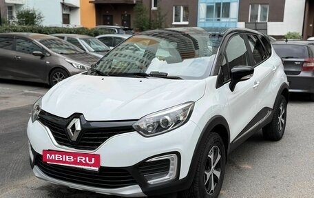 Renault Kaptur I рестайлинг, 2018 год, 1 265 000 рублей, 10 фотография