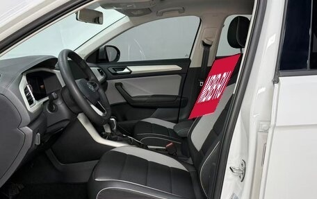 Volkswagen T-Roc I, 2023 год, 1 490 000 рублей, 7 фотография