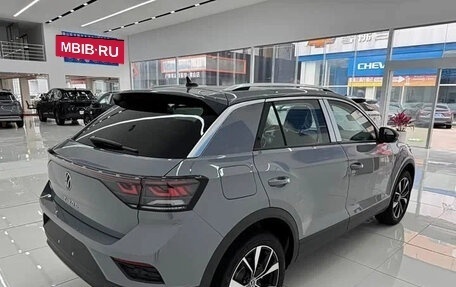 Volkswagen T-Roc I, 2022 год, 1 480 000 рублей, 3 фотография