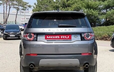 Land Rover Discovery Sport I рестайлинг, 2017 год, 1 800 000 рублей, 4 фотография