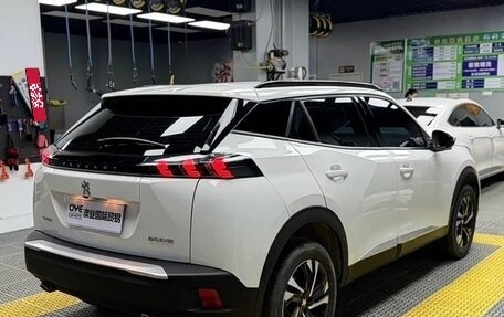 Peugeot 2008 II, 2023 год, 1 270 007 рублей, 5 фотография