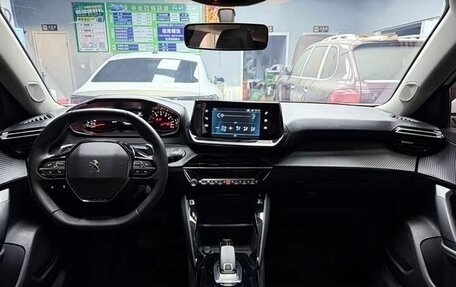 Peugeot 2008 II, 2023 год, 1 270 007 рублей, 9 фотография