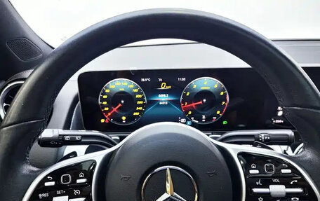 Mercedes-Benz GLB, 2020 год, 1 900 666 рублей, 10 фотография