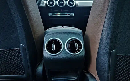 Mercedes-Benz GLB, 2020 год, 1 900 666 рублей, 19 фотография