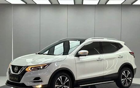 Nissan Qashqai, 2022 год, 1 850 000 рублей, 2 фотография