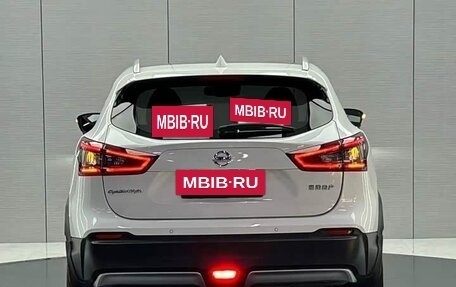 Nissan Qashqai, 2022 год, 1 850 000 рублей, 6 фотография