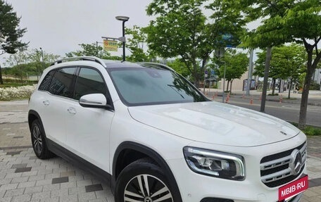 Mercedes-Benz GLB, 2023 год, 2 340 777 рублей, 2 фотография