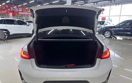 BMW 3 серия, 2023 год, 2 633 000 рублей, 6 фотография